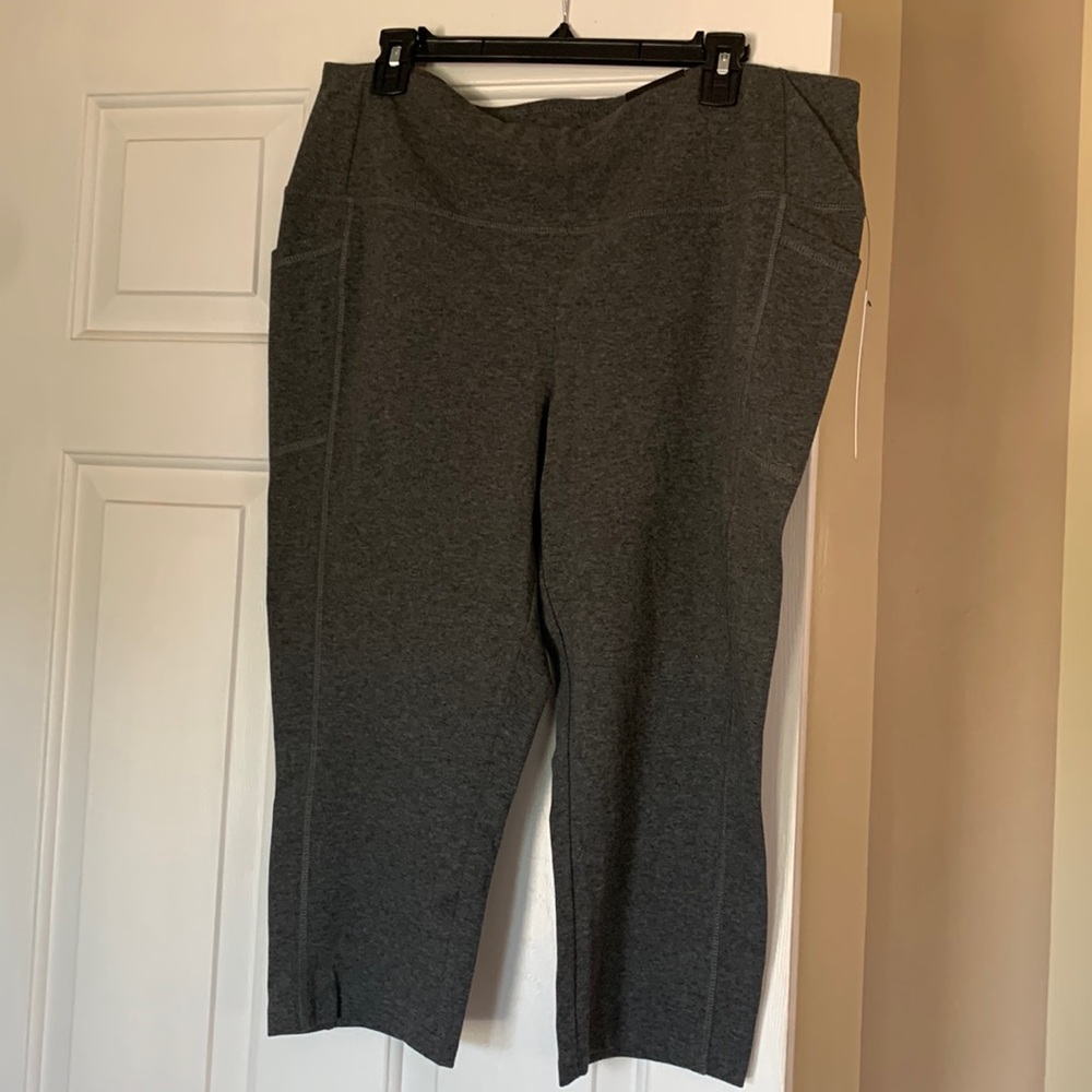 Exercise leggings
